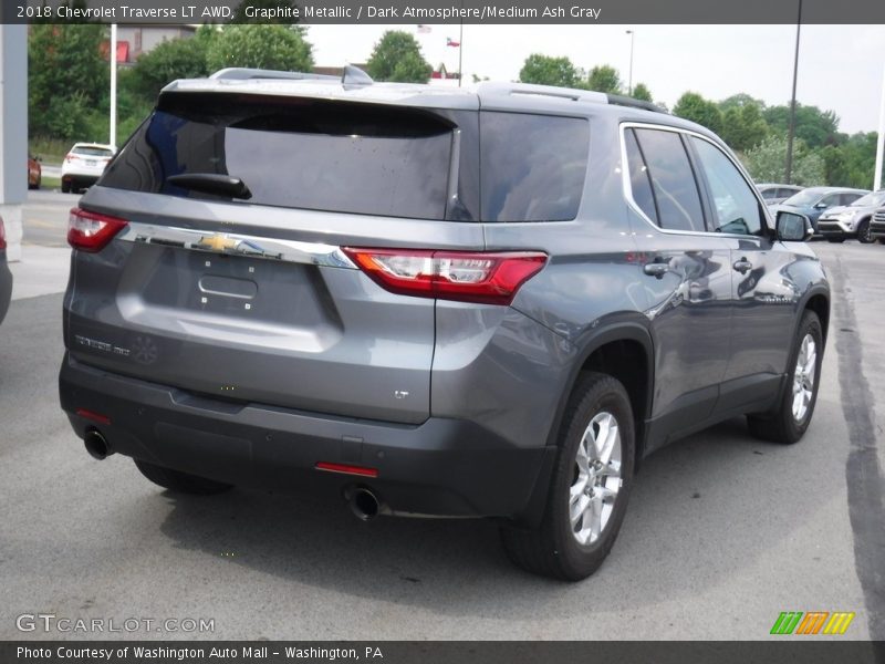 Graphite Metallic / Dark Atmosphere/Medium Ash Gray 2018 Chevrolet Traverse LT AWD