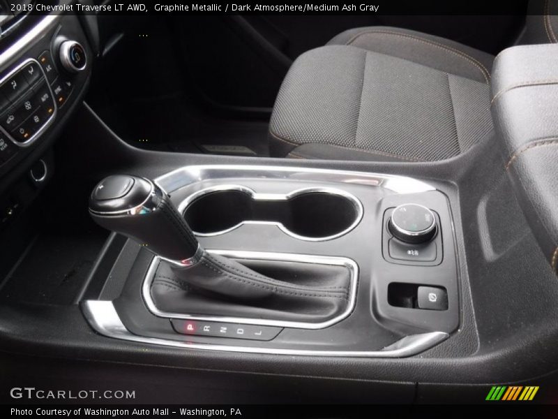 Graphite Metallic / Dark Atmosphere/Medium Ash Gray 2018 Chevrolet Traverse LT AWD