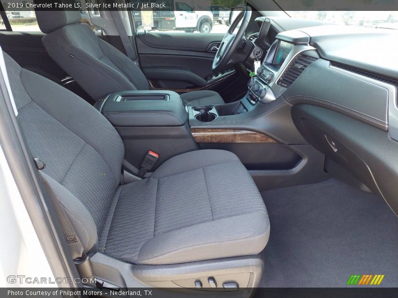 Silver Ice Metallic / Jet Black 2019 Chevrolet Tahoe LS