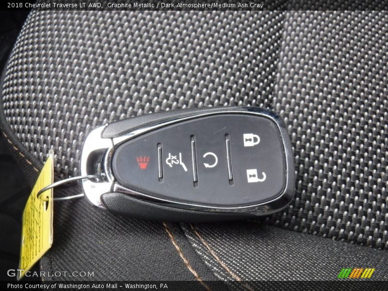 Graphite Metallic / Dark Atmosphere/Medium Ash Gray 2018 Chevrolet Traverse LT AWD