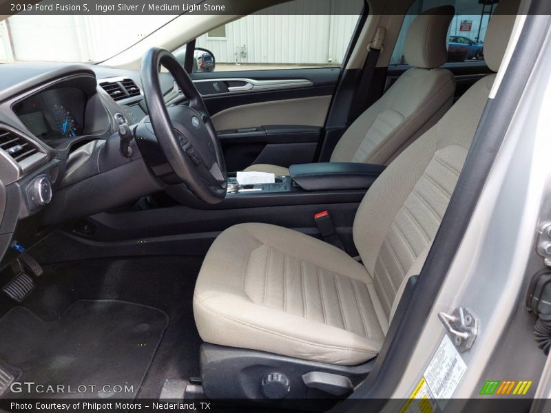 Ingot Silver / Medium Light Stone 2019 Ford Fusion S