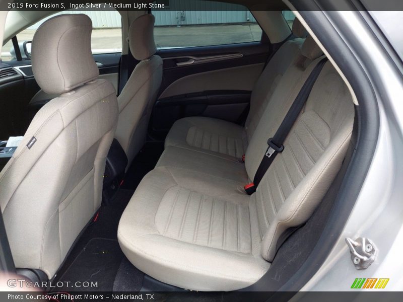 Ingot Silver / Medium Light Stone 2019 Ford Fusion S