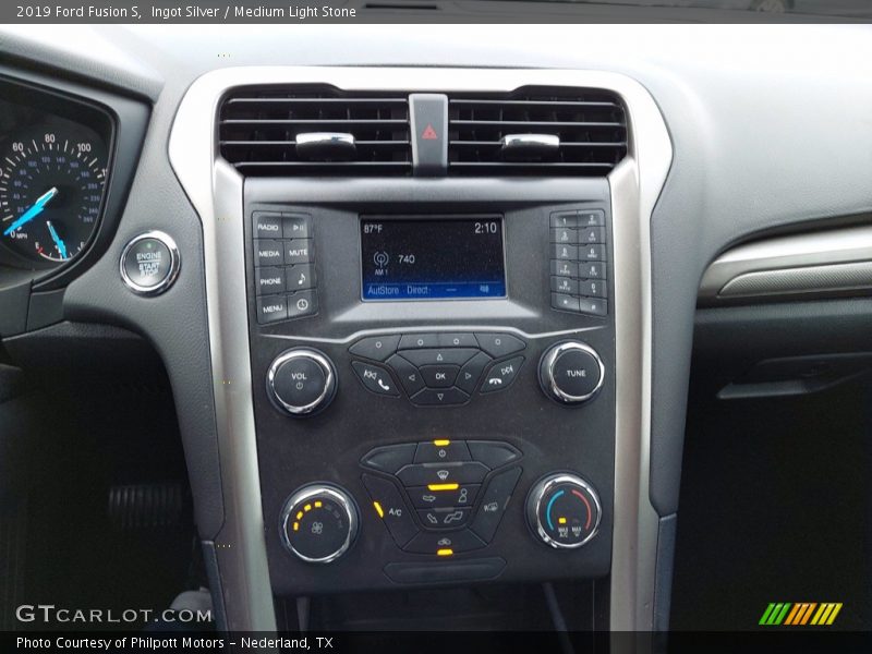 Ingot Silver / Medium Light Stone 2019 Ford Fusion S