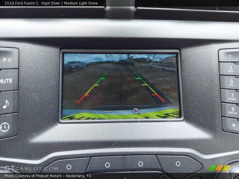 Ingot Silver / Medium Light Stone 2019 Ford Fusion S