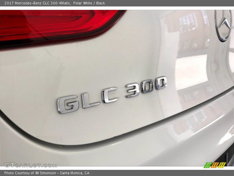 Polar White / Black 2017 Mercedes-Benz GLC 300 4Matic