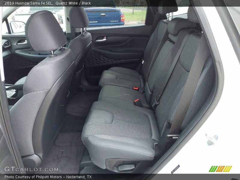 Quartz White / Black 2019 Hyundai Santa Fe SEL