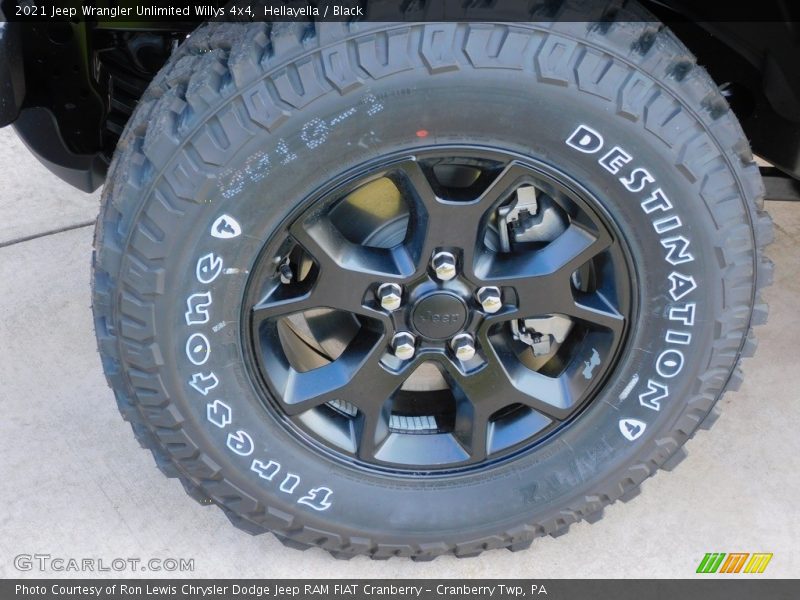Hellayella / Black 2021 Jeep Wrangler Unlimited Willys 4x4