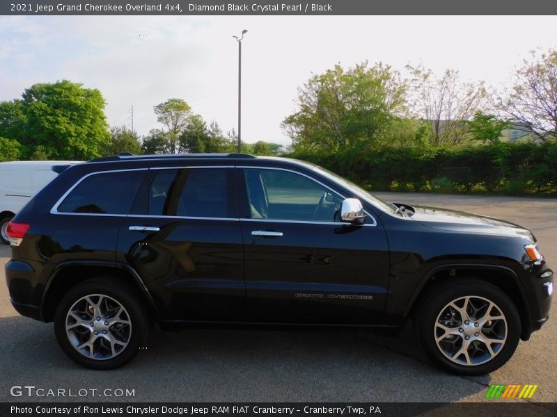 Diamond Black Crystal Pearl / Black 2021 Jeep Grand Cherokee Overland 4x4