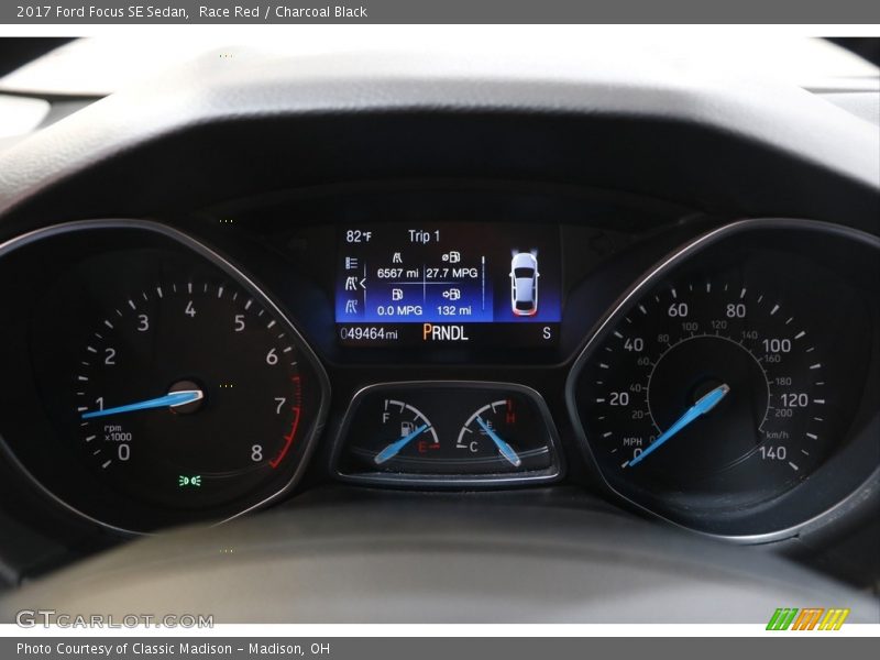 Race Red / Charcoal Black 2017 Ford Focus SE Sedan