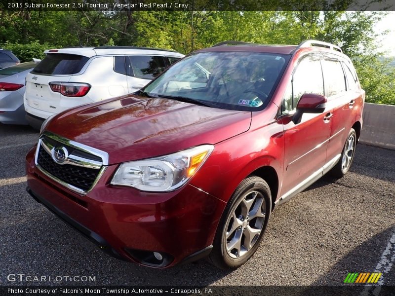 Front 3/4 View of 2015 Forester 2.5i Touring