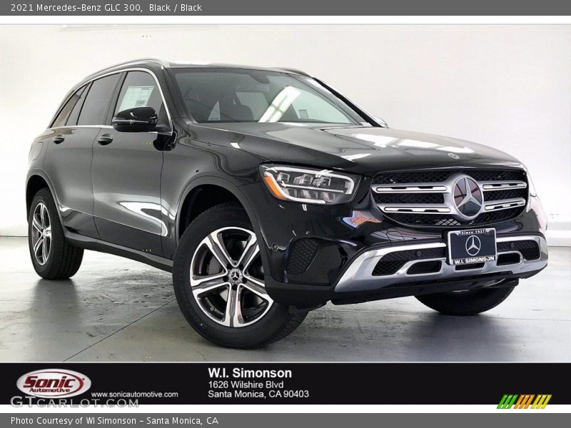 Black / Black 2021 Mercedes-Benz GLC 300