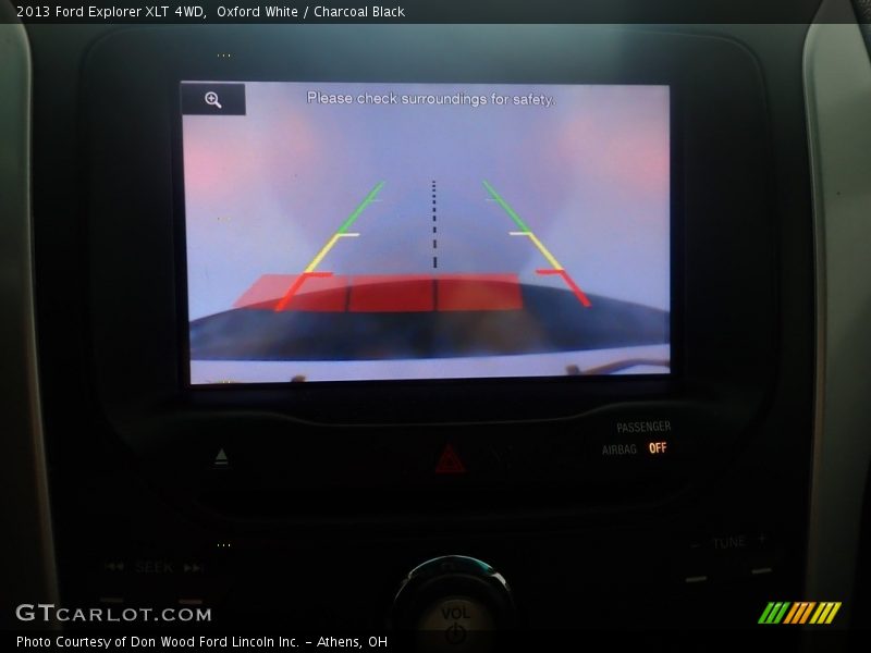 Oxford White / Charcoal Black 2013 Ford Explorer XLT 4WD