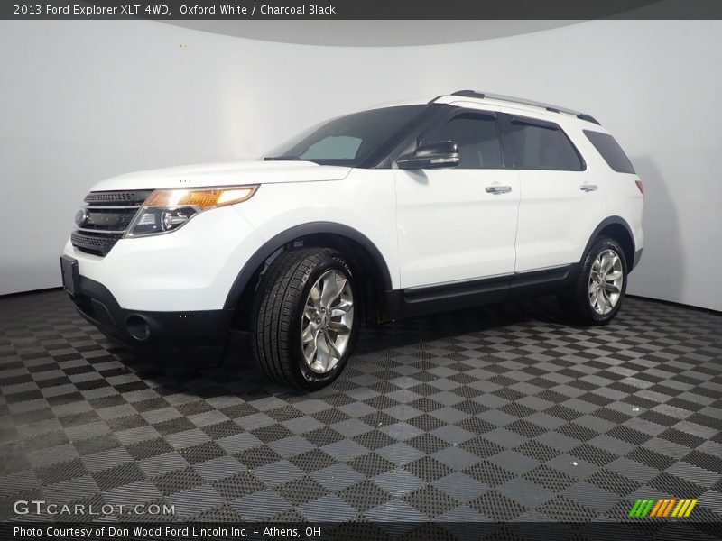 Oxford White / Charcoal Black 2013 Ford Explorer XLT 4WD