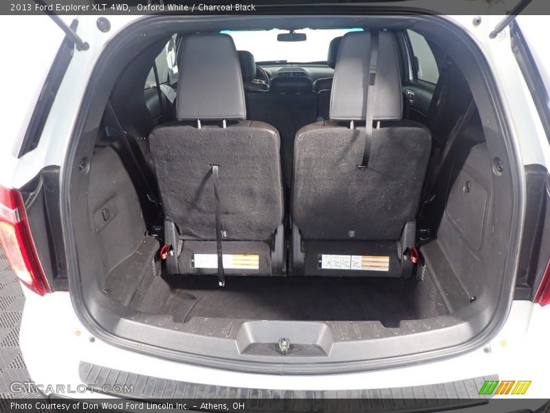 Oxford White / Charcoal Black 2013 Ford Explorer XLT 4WD