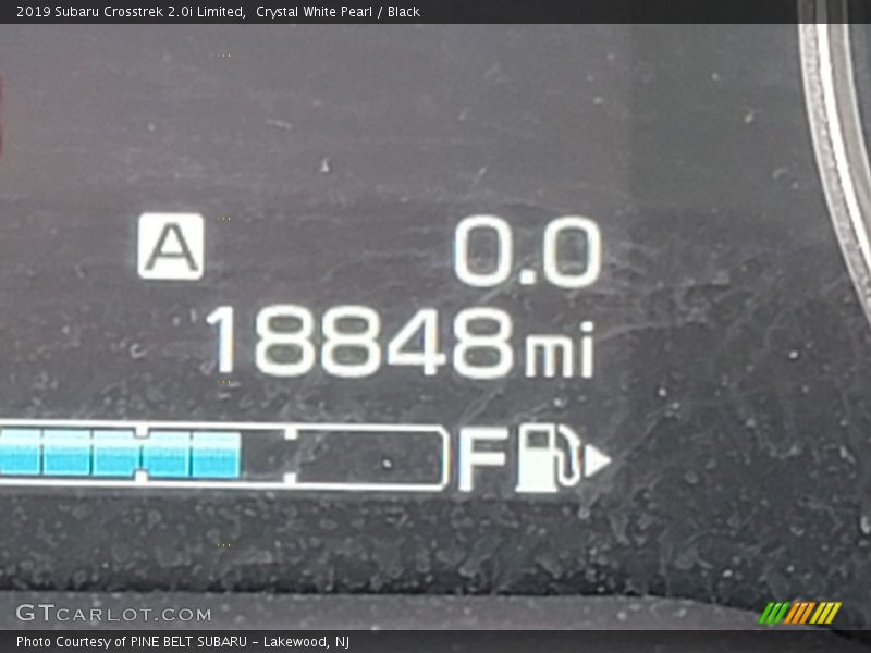 Crystal White Pearl / Black 2019 Subaru Crosstrek 2.0i Limited