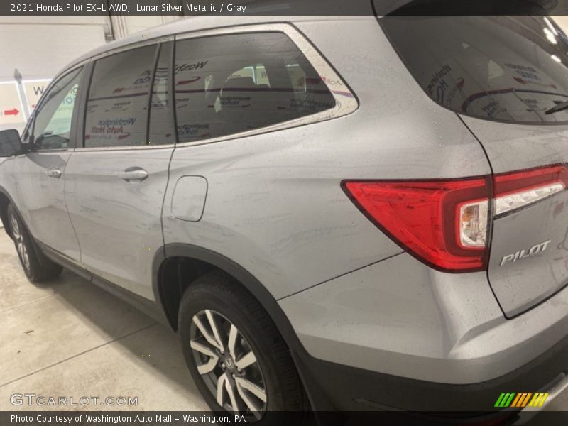 Lunar Silver Metallic / Gray 2021 Honda Pilot EX-L AWD