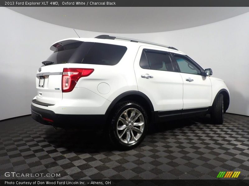 Oxford White / Charcoal Black 2013 Ford Explorer XLT 4WD
