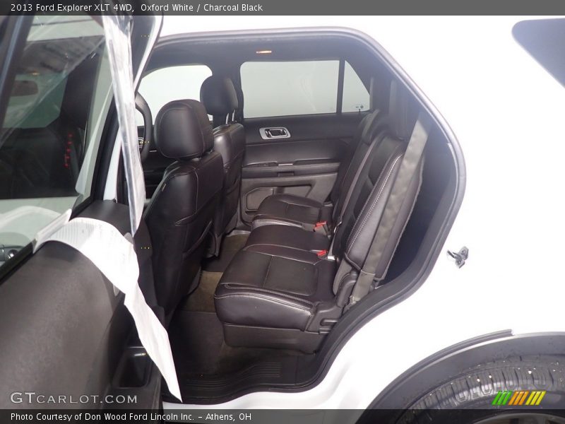 Oxford White / Charcoal Black 2013 Ford Explorer XLT 4WD