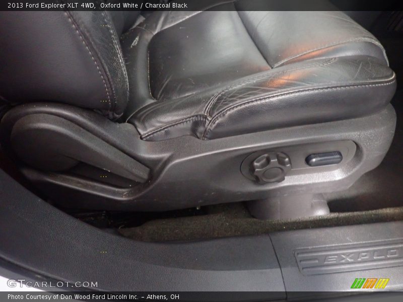 Oxford White / Charcoal Black 2013 Ford Explorer XLT 4WD