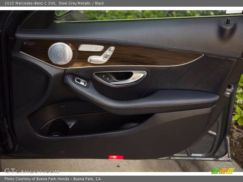 Steel Grey Metallic / Black 2015 Mercedes-Benz C 300