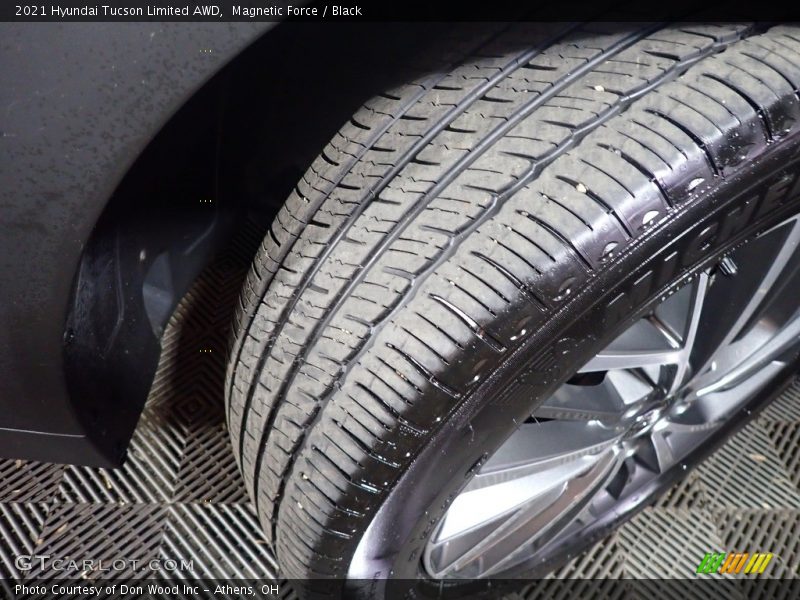 Magnetic Force / Black 2021 Hyundai Tucson Limited AWD