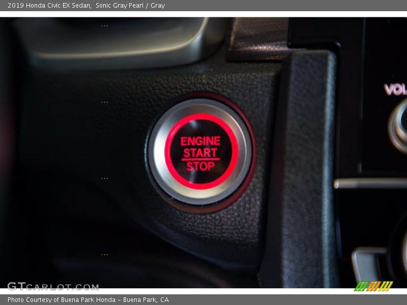 Sonic Gray Pearl / Gray 2019 Honda Civic EX Sedan