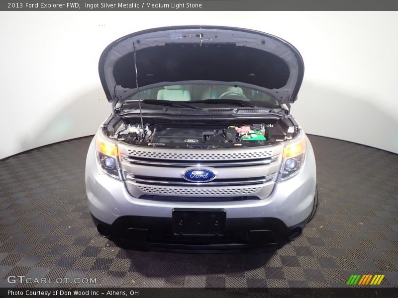 Ingot Silver Metallic / Medium Light Stone 2013 Ford Explorer FWD