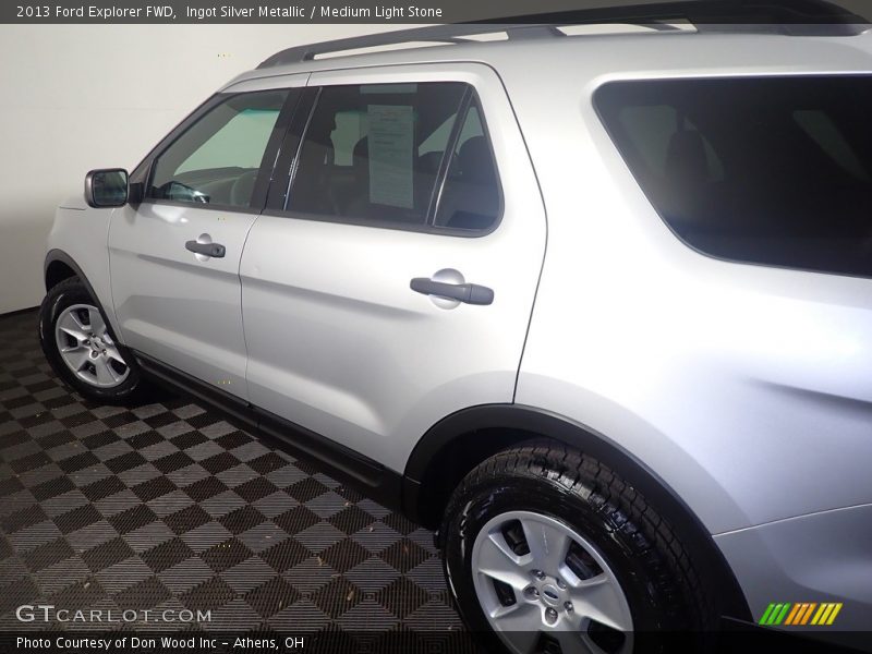 Ingot Silver Metallic / Medium Light Stone 2013 Ford Explorer FWD