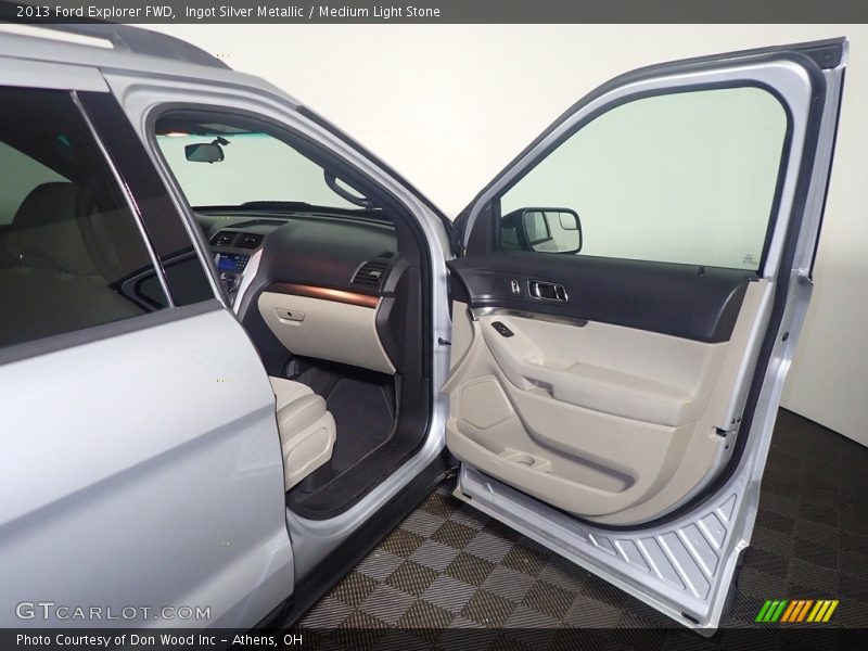 Ingot Silver Metallic / Medium Light Stone 2013 Ford Explorer FWD