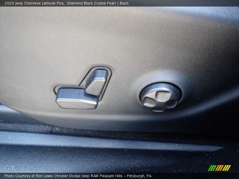 Diamond Black Crystal Pearl / Black 2020 Jeep Cherokee Latitude Plus
