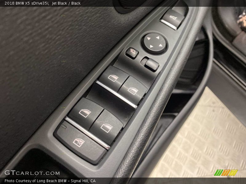 Jet Black / Black 2018 BMW X5 sDrive35i