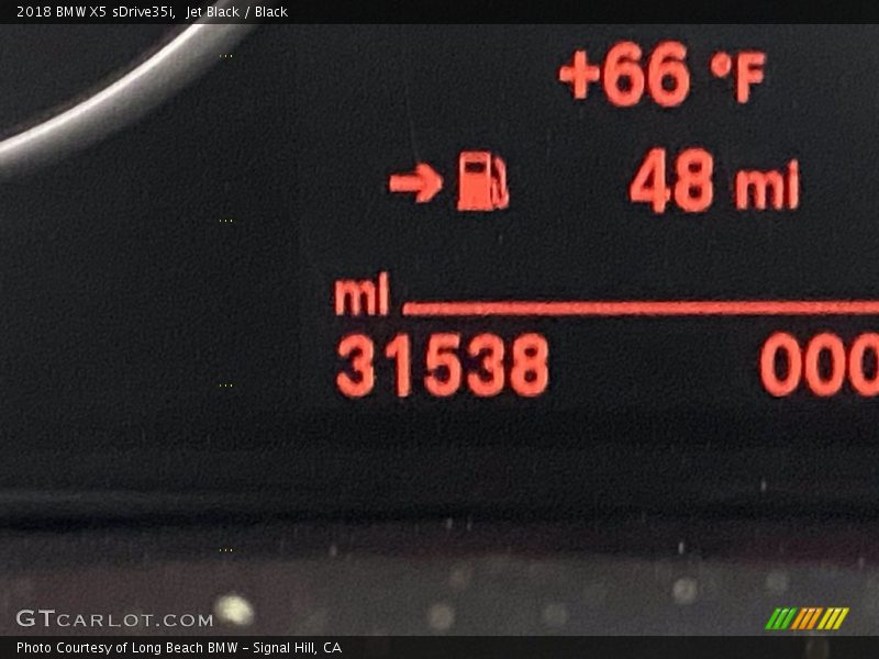 Jet Black / Black 2018 BMW X5 sDrive35i