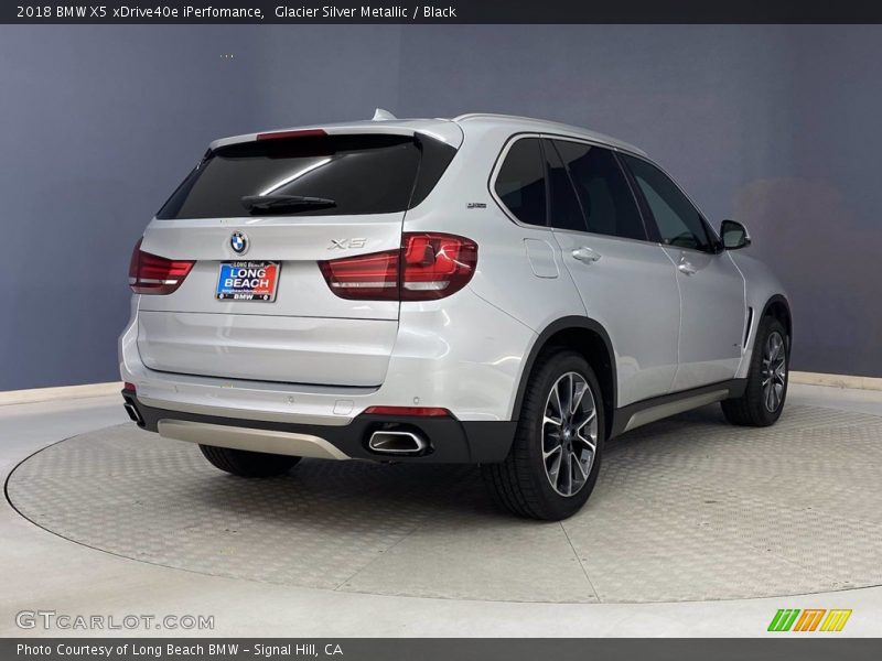Glacier Silver Metallic / Black 2018 BMW X5 xDrive40e iPerfomance