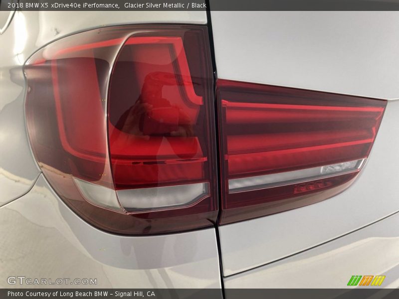 Glacier Silver Metallic / Black 2018 BMW X5 xDrive40e iPerfomance