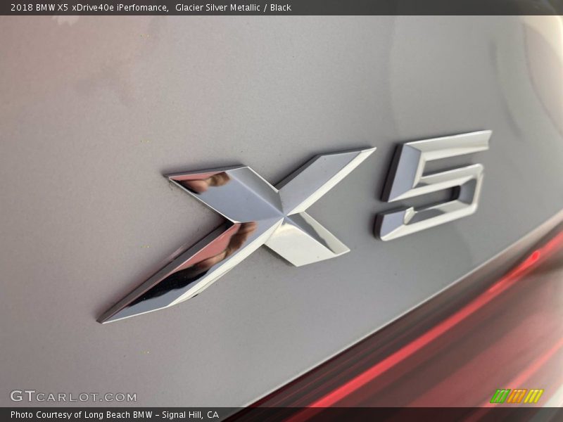 Glacier Silver Metallic / Black 2018 BMW X5 xDrive40e iPerfomance