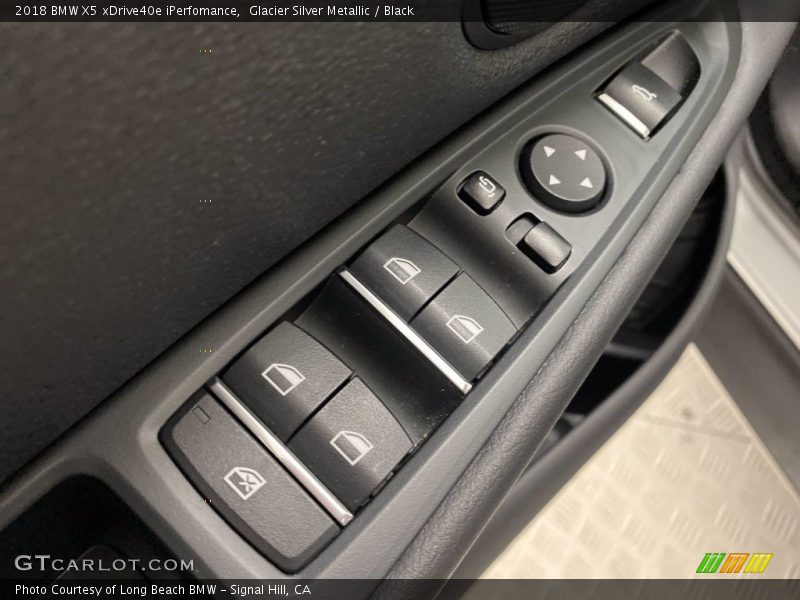 Glacier Silver Metallic / Black 2018 BMW X5 xDrive40e iPerfomance