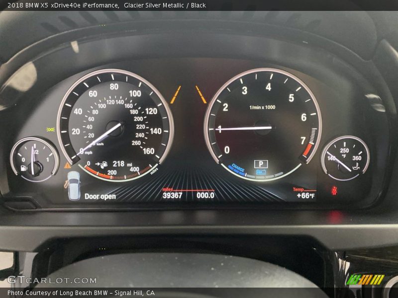 Glacier Silver Metallic / Black 2018 BMW X5 xDrive40e iPerfomance