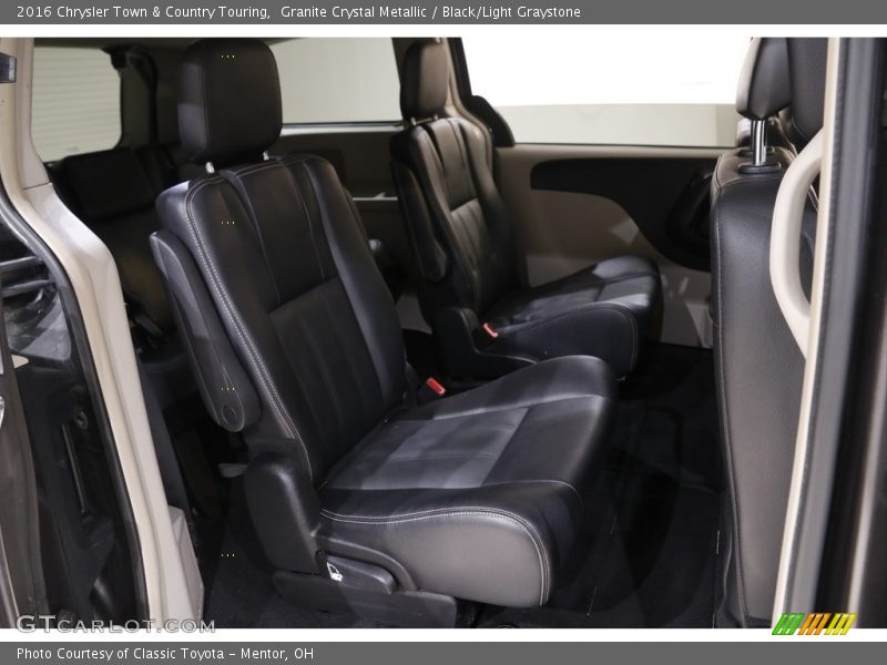 Granite Crystal Metallic / Black/Light Graystone 2016 Chrysler Town & Country Touring