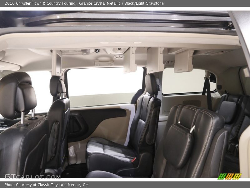 Granite Crystal Metallic / Black/Light Graystone 2016 Chrysler Town & Country Touring