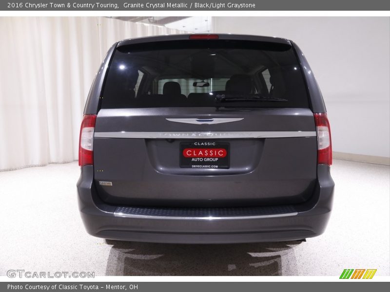 Granite Crystal Metallic / Black/Light Graystone 2016 Chrysler Town & Country Touring