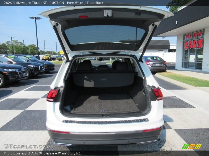 Pure White / Titan Black 2020 Volkswagen Tiguan SEL 4MOTION