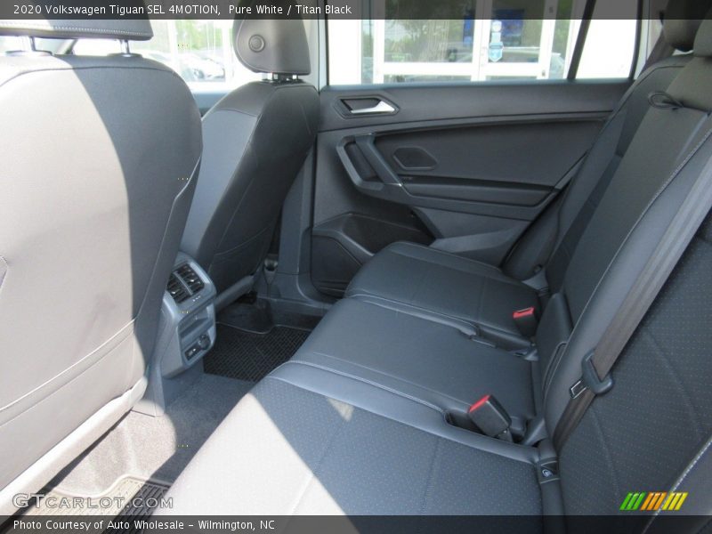 Pure White / Titan Black 2020 Volkswagen Tiguan SEL 4MOTION