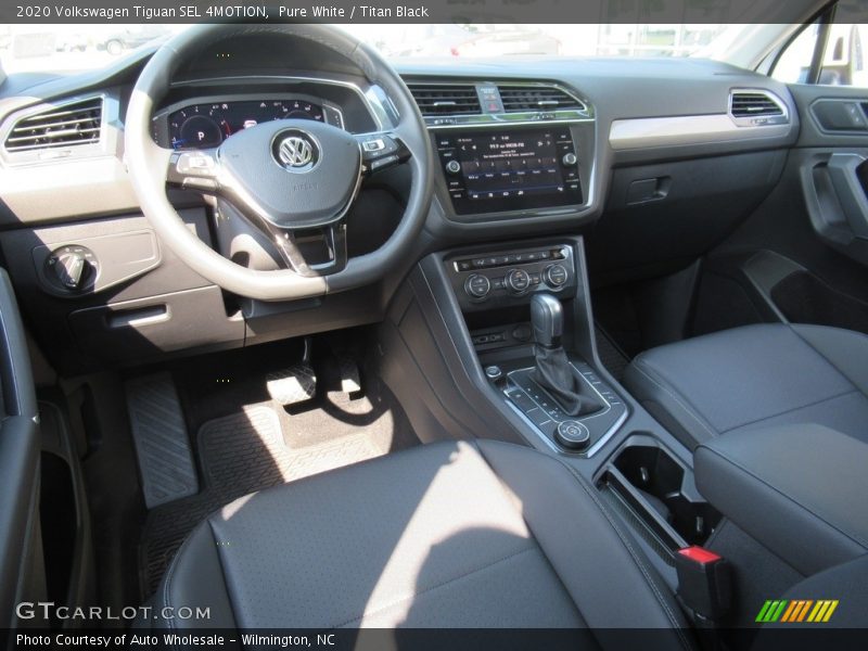 Pure White / Titan Black 2020 Volkswagen Tiguan SEL 4MOTION