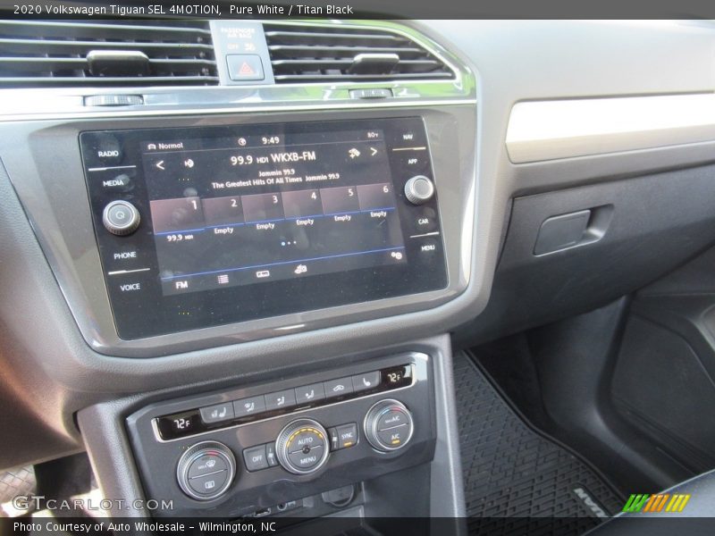 Pure White / Titan Black 2020 Volkswagen Tiguan SEL 4MOTION