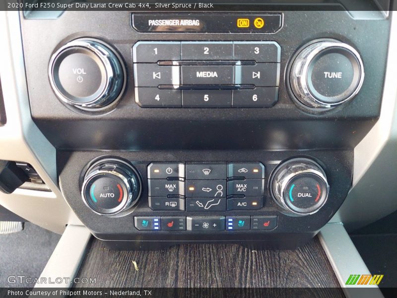 Silver Spruce / Black 2020 Ford F250 Super Duty Lariat Crew Cab 4x4