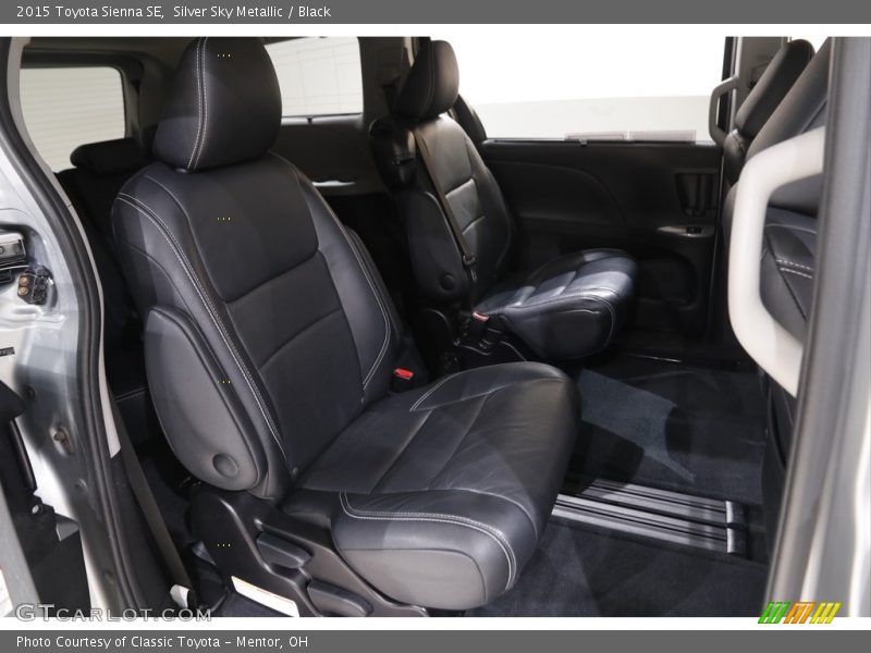 Silver Sky Metallic / Black 2015 Toyota Sienna SE