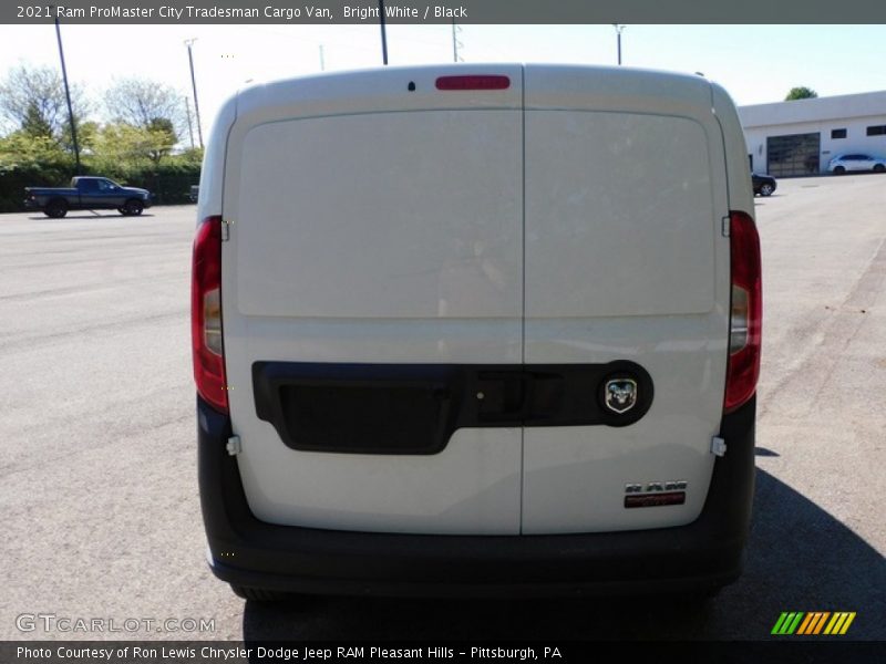 Bright White / Black 2021 Ram ProMaster City Tradesman Cargo Van