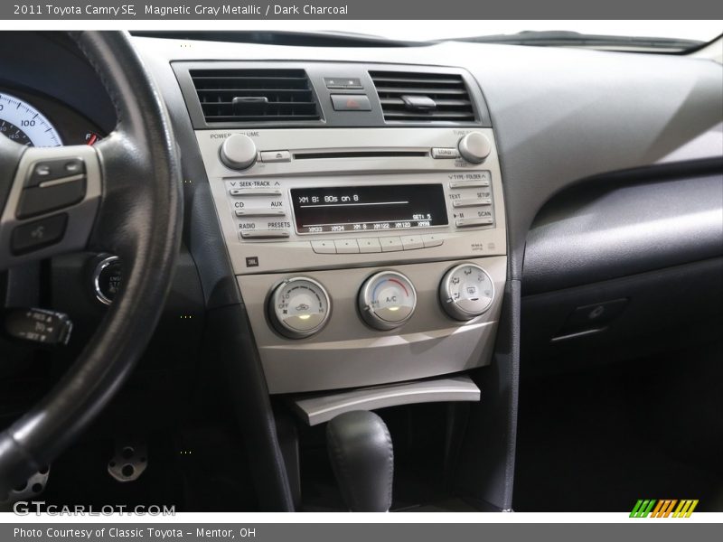 Magnetic Gray Metallic / Dark Charcoal 2011 Toyota Camry SE