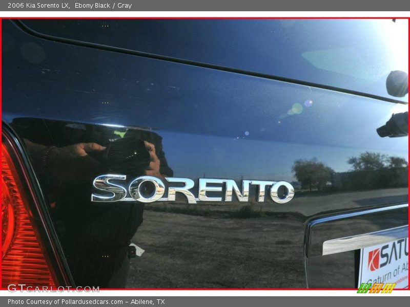 Ebony Black / Gray 2006 Kia Sorento LX