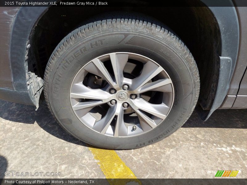 Predawn Gray Mica / Black 2015 Toyota Highlander XLE